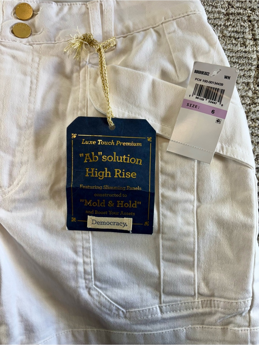 NWT Democracy Ab-solution Women’s Size 6 White High Rise Utility Shorts - Picture 3 of 12
